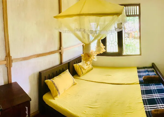 Sharta Unawatuna Hostel